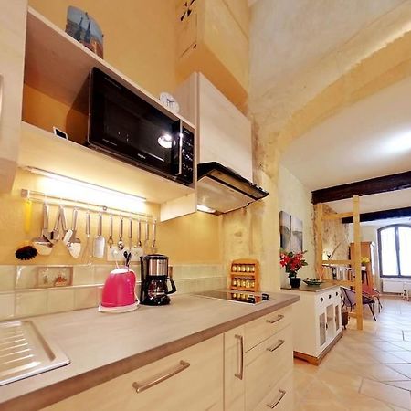 Coquet Studio Au Pied Des Arenes, Wifi Apartamento Arles Exterior foto